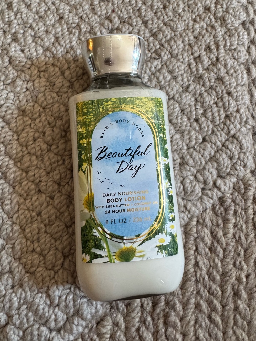 Bath & Body Works Beautiful Day Daily Nourishing Body Lotion - White